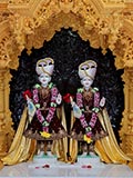 Parabrahma Bhagwan Shri Swaminarayan and Aksharbrahma Shri Gunatitanand Swami